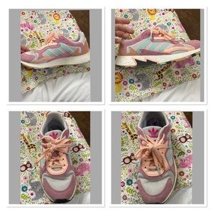 Adidas size 6 women’s shoes
